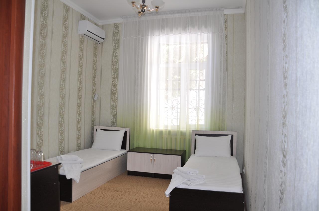 Hotel "Aishadeluxe" Taraz Exterior foto