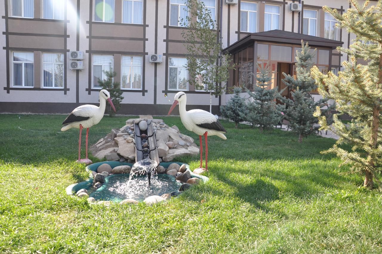 Hotel "Aishadeluxe" Taraz Exterior foto